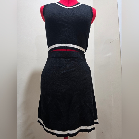 Sincerely Jules Black and White Skirt - Picture 3 of 5